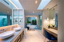 Master bedroom ensuite bathroom